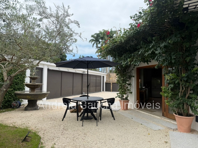 CASA para  Venda Indaiá Bertioga